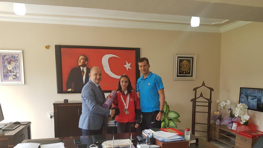 Karatede Öğrencimiz Aleyna TURP Türkiye Derecesi Aldı