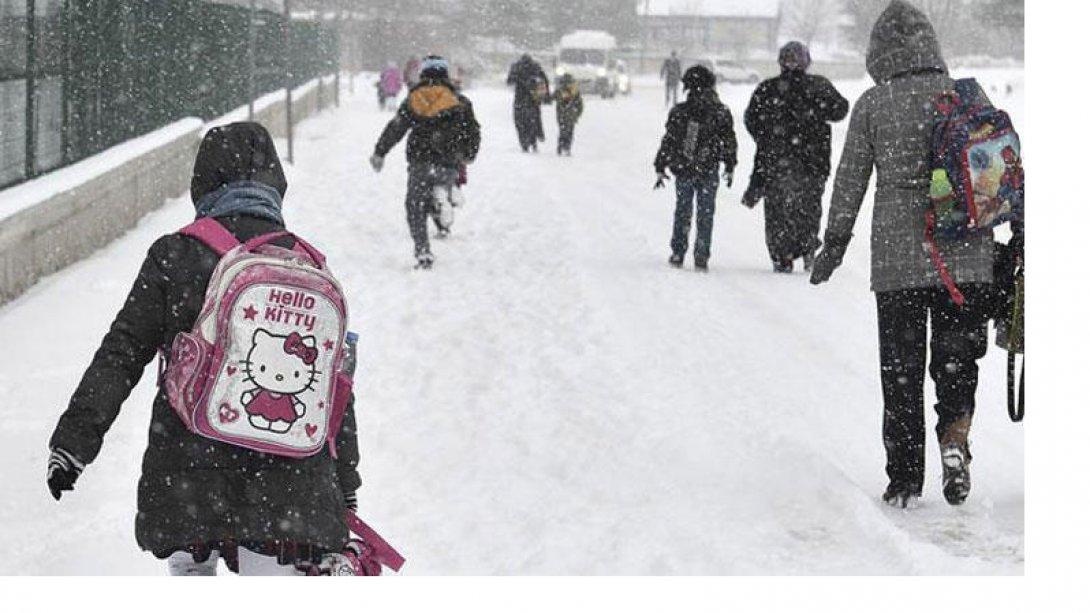 Kar fırtınası ve Soğuk Hava Nedeniyle 17 Şubat ta Dersler Uzaktan Eğitim İle Yapılacak