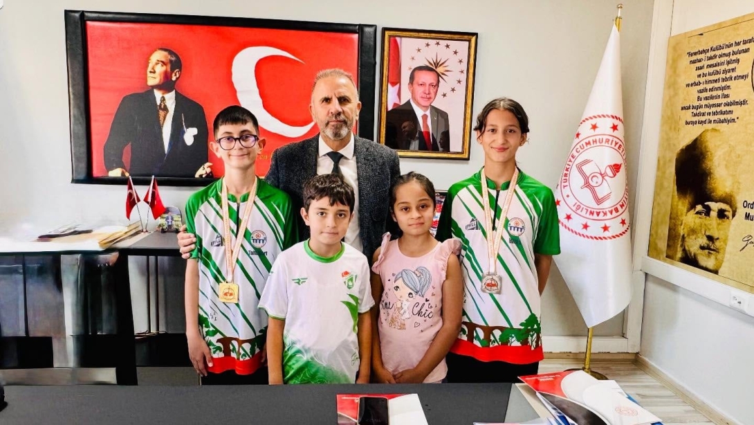 Türkiye Oryantiring Şampiyonasında Yalvaçlı Öğrencilerimizden Büyük Başarı